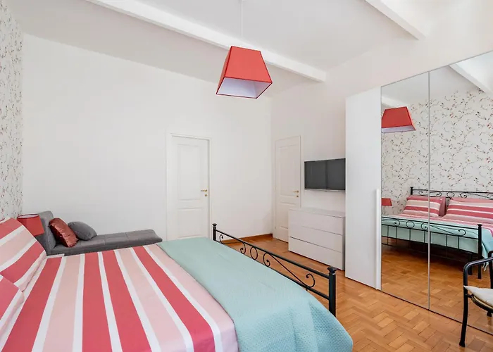 Homedesirome - La Casa A Colori Apartment *